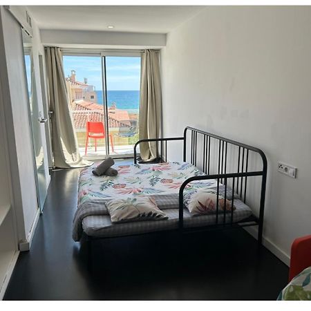 Hug Hotel2022 El Carrer del Canonge Dış mekan fotoğraf